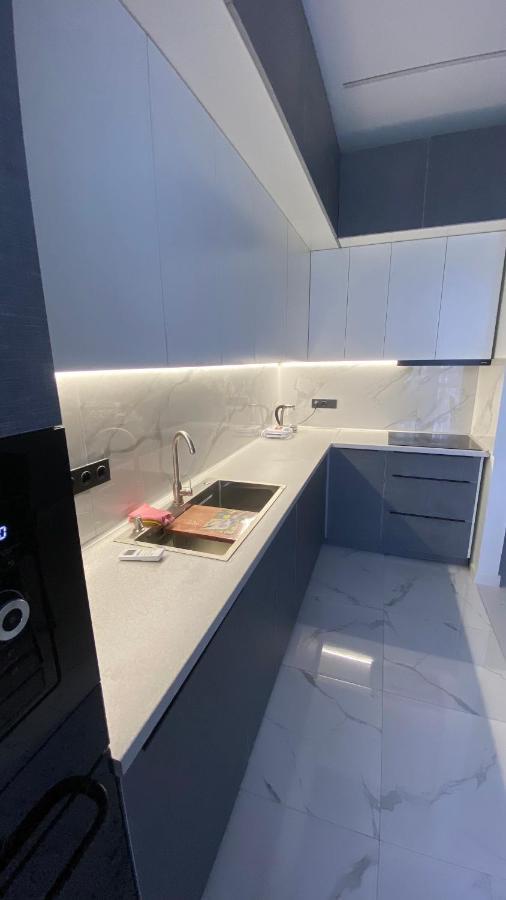 Heaven Apartment Mountain View Almaty Luaran gambar