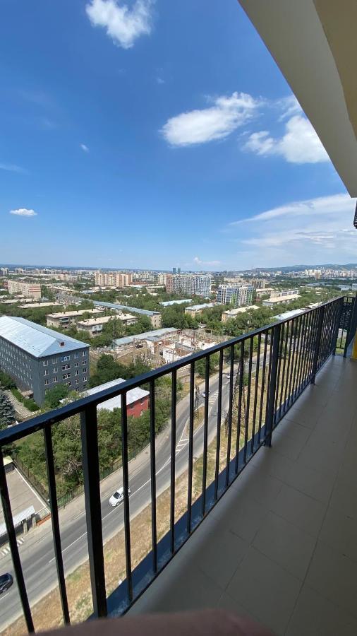 Heaven Apartment Mountain View Almaty Luaran gambar